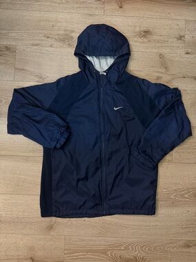 Vintage Nike Men’s Navy Hooded Windbreaker Jacket